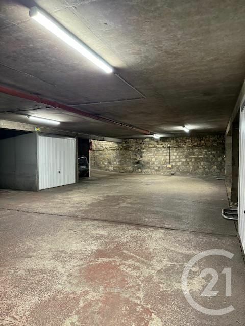 Vente parking à PARIS 20