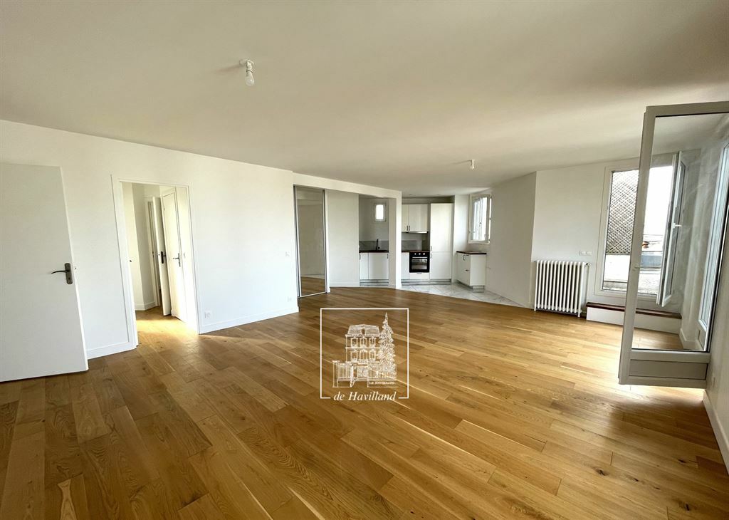 Location appartement de 103m2 à PARIS 16