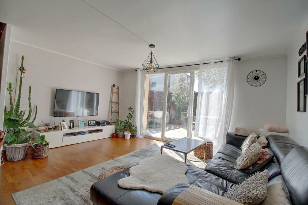 Maison mitoyenne - Cergy-Saint-Christophe - 74m2 -Idéal pour les familles