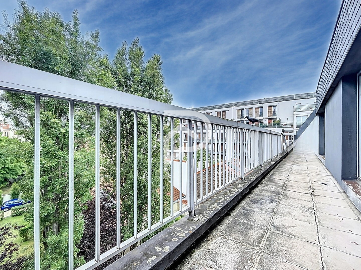 T2 55 mq ultimo piano terrazza Courbevoie 92400 silenzioso giardino