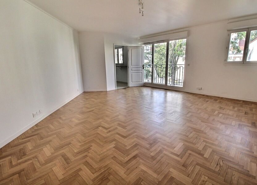 T2 59m² avec ascenseur à Vincennes, proche métro et Mairie