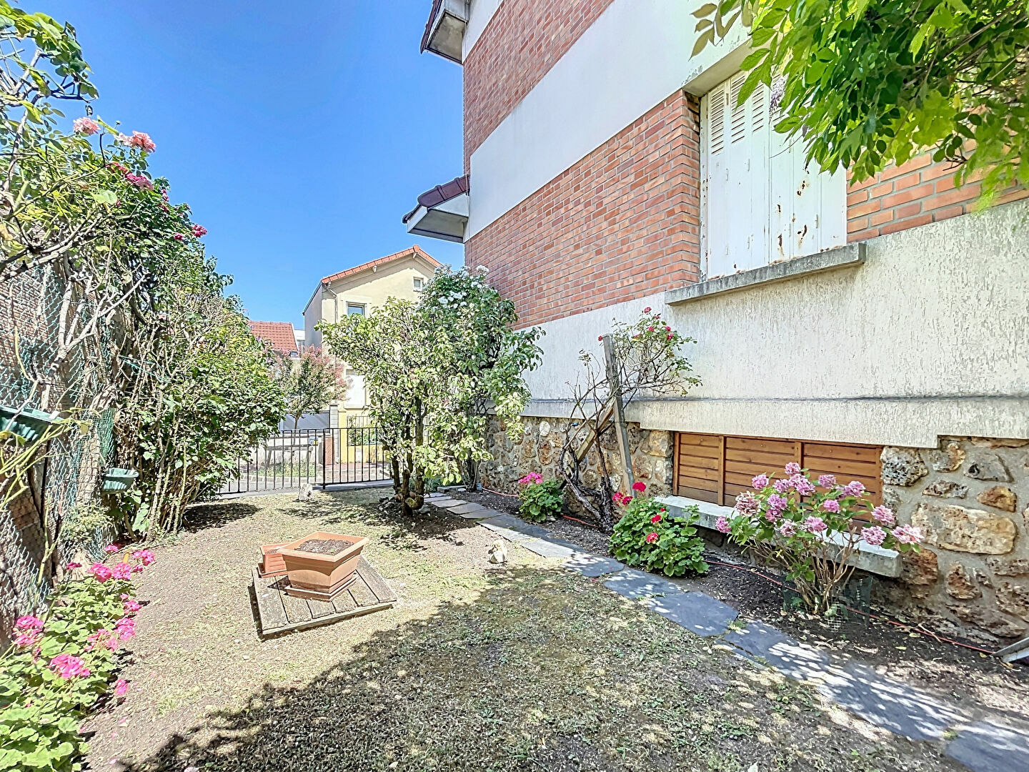 Maison 60m2 avec jardin à Malakoff proche métro et commerces
