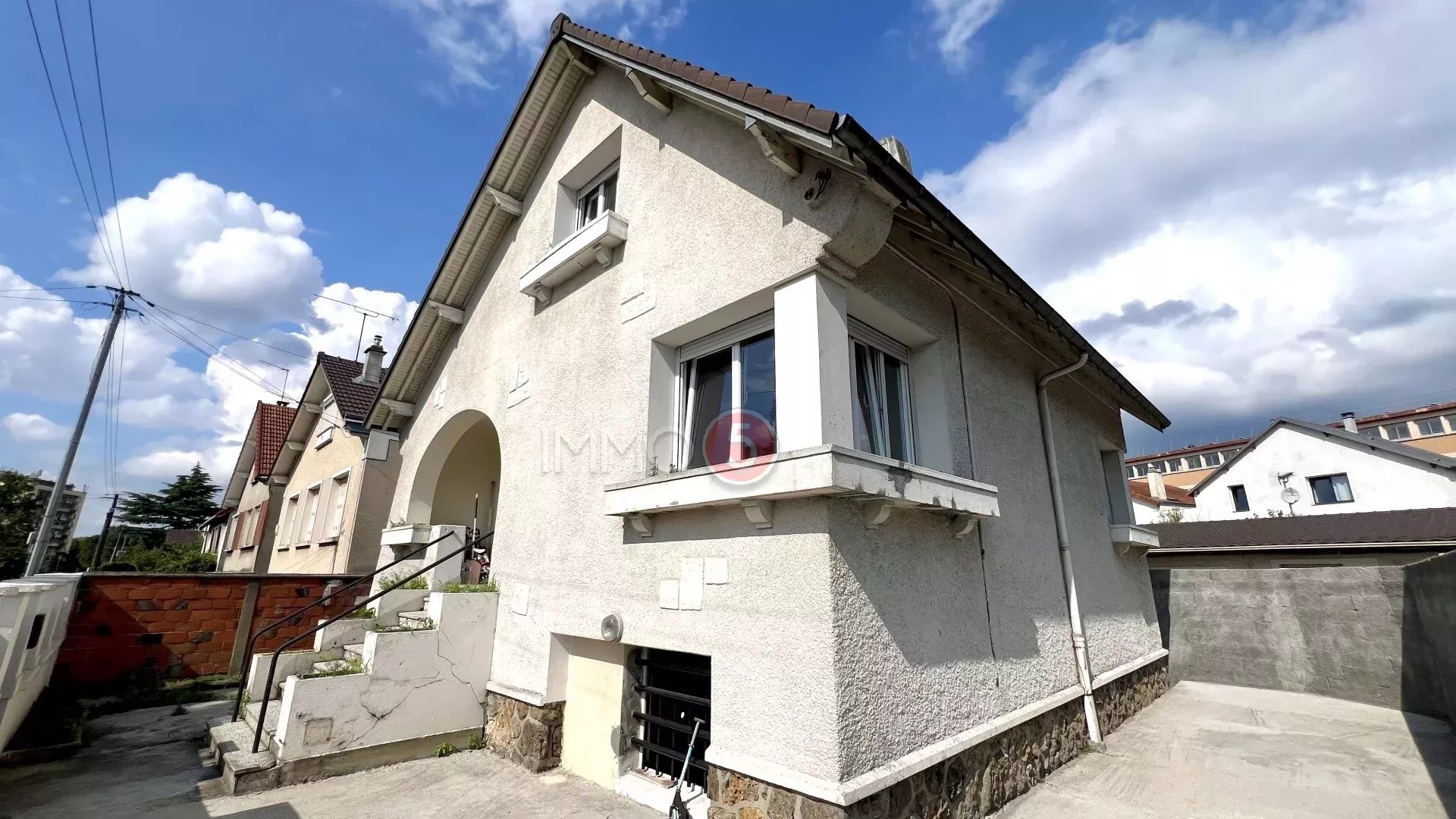 Maison 92m² 5 pièces avec sous-sol Villemomble 93250