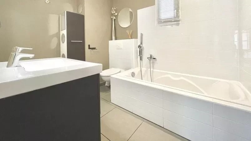 Sale apartment of 64sqm in Courbevoie