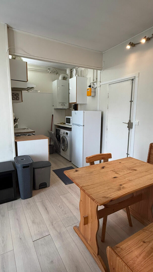F2 meublé 33 m² dernier étage Ivry-sur-Seine centre ville
