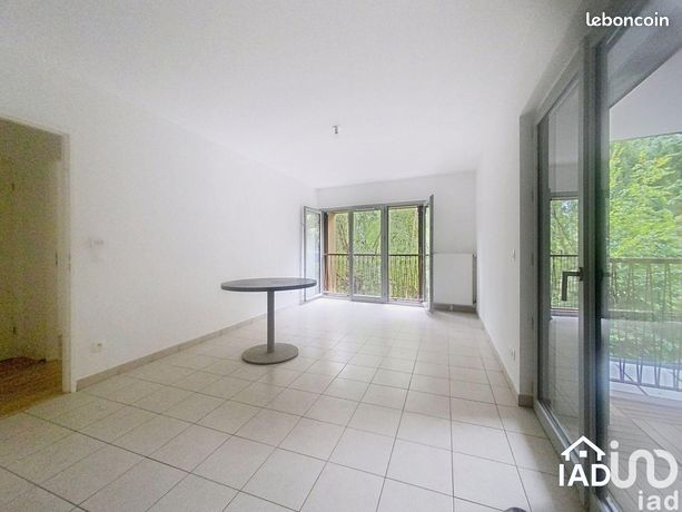 T2 46 m² lumineux avec balcon Montesson 78360