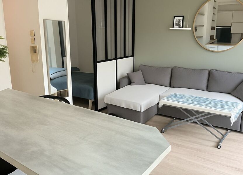 T2 37 m² avec balcon à louer Le Port Marly 900 € charges comprises