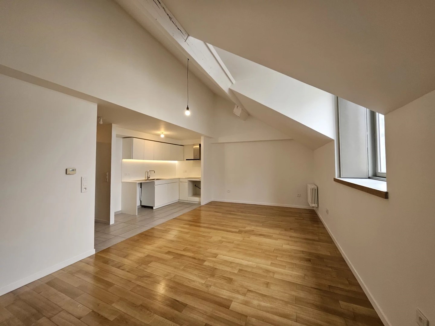 67 sqm apartment for rent in PARIS 12