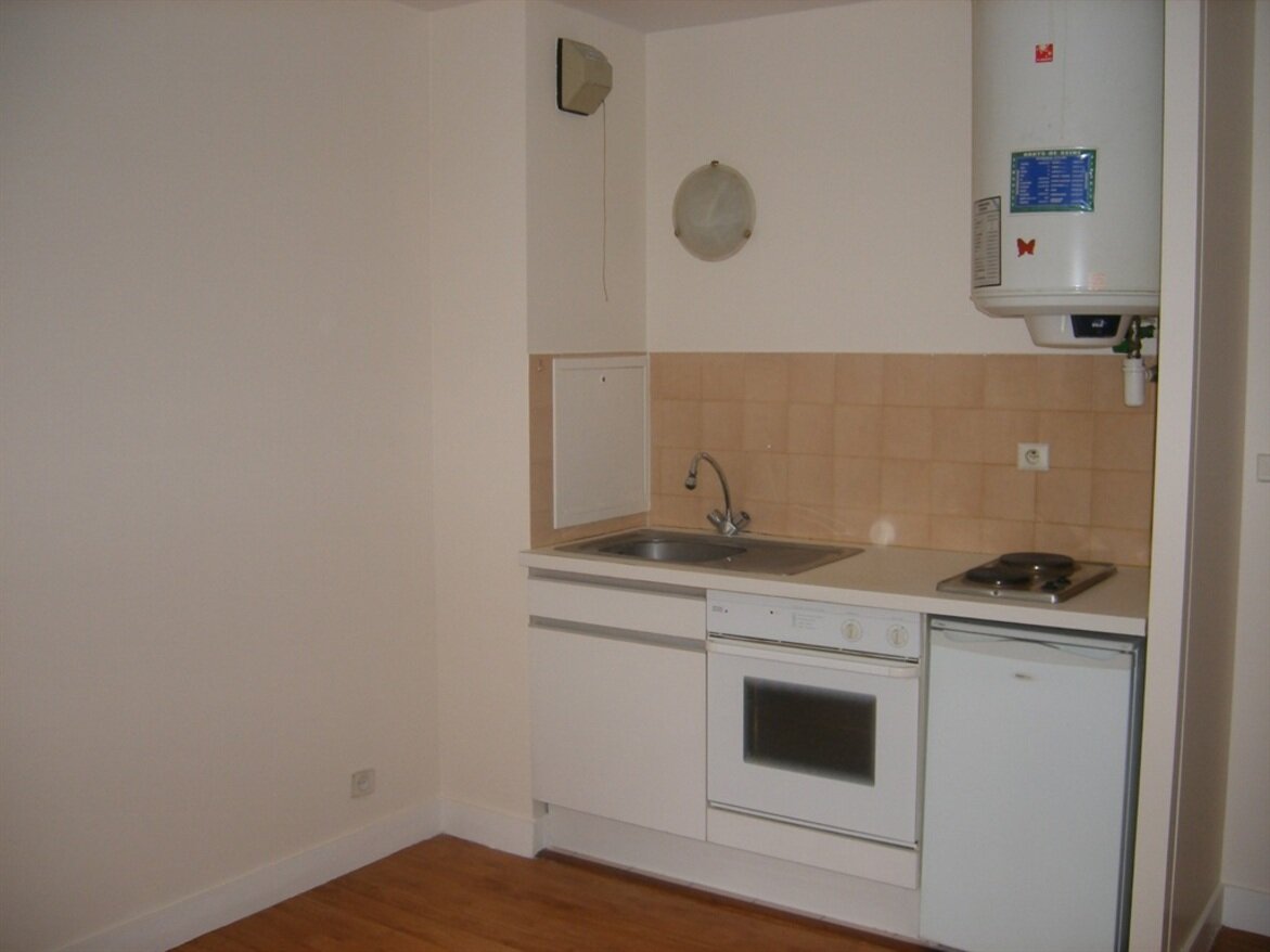 Apartment for rent of 19sqm in Puteaux