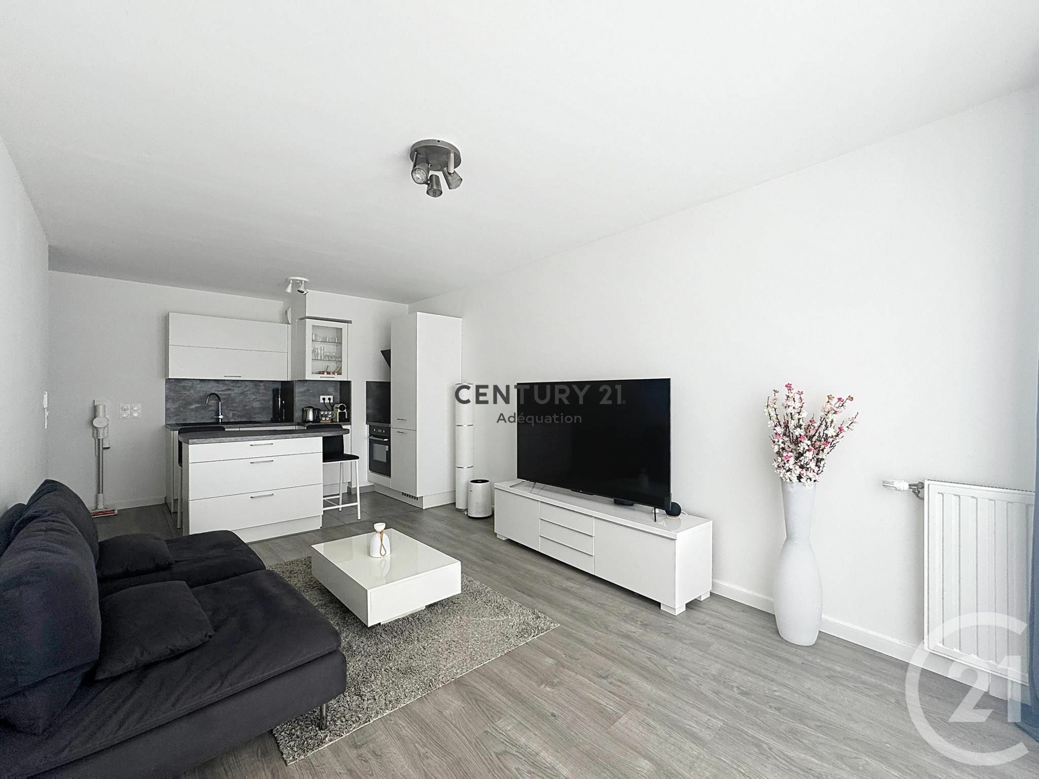 Apartment for sale of 42sqm in NOISY LE GRAND