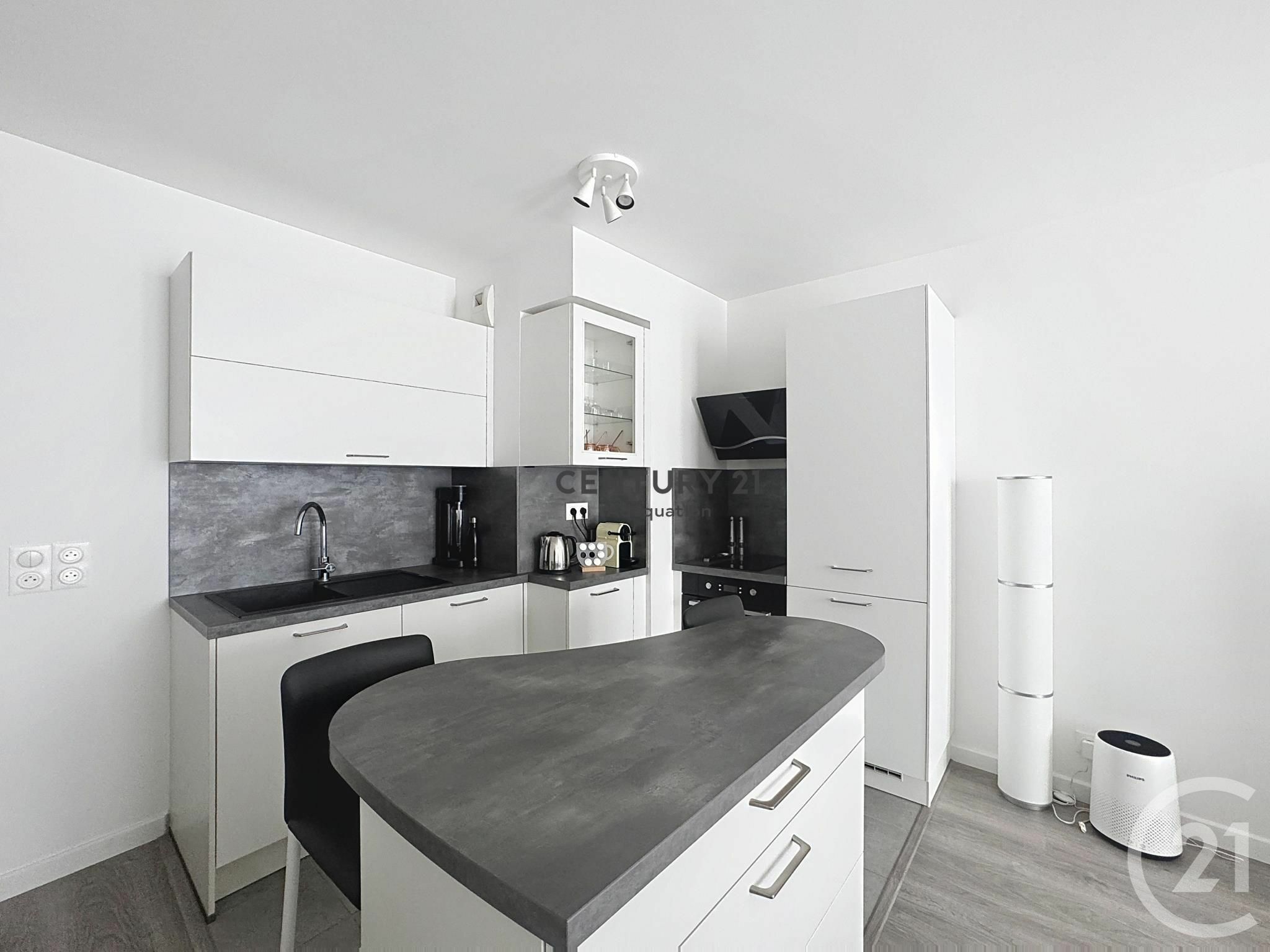 Apartment for sale of 42sqm in NOISY LE GRAND