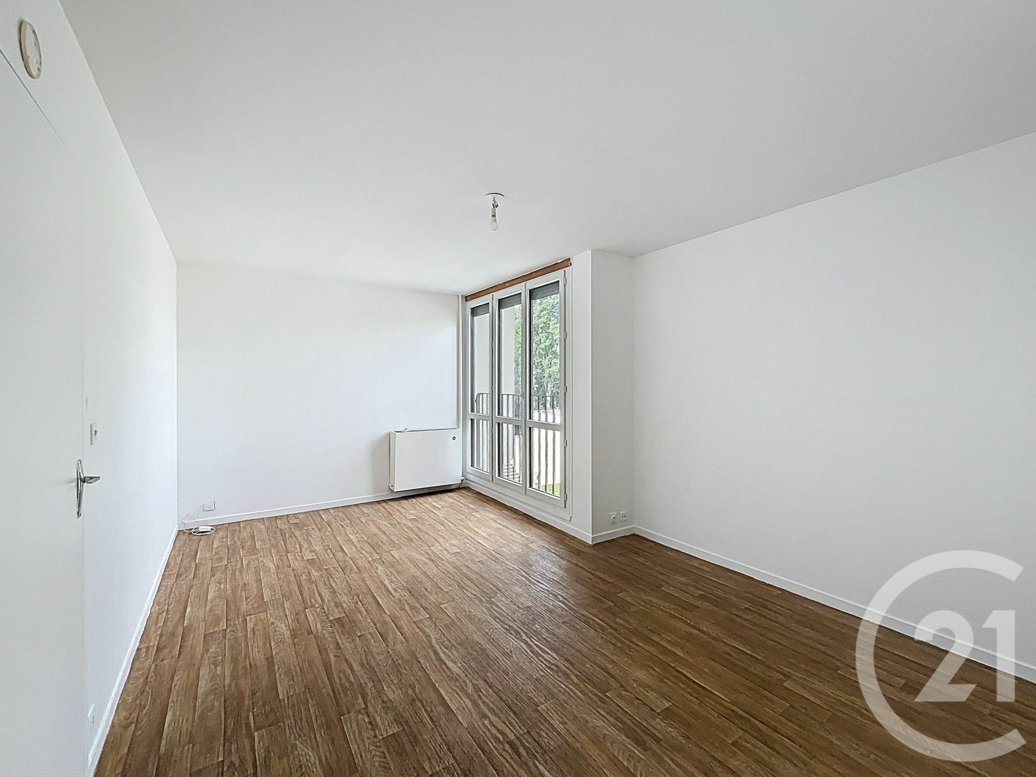 For sale, 52sqm apartment in Arpajon.