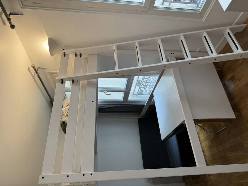 14sqm apartment for rent in PARIS 9