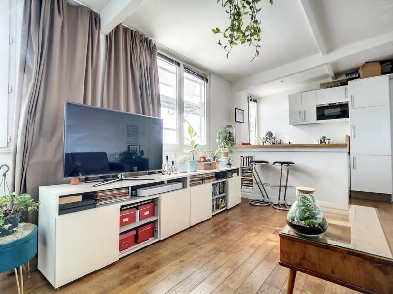 28 sqm apartment for rent in PARIS 20.
