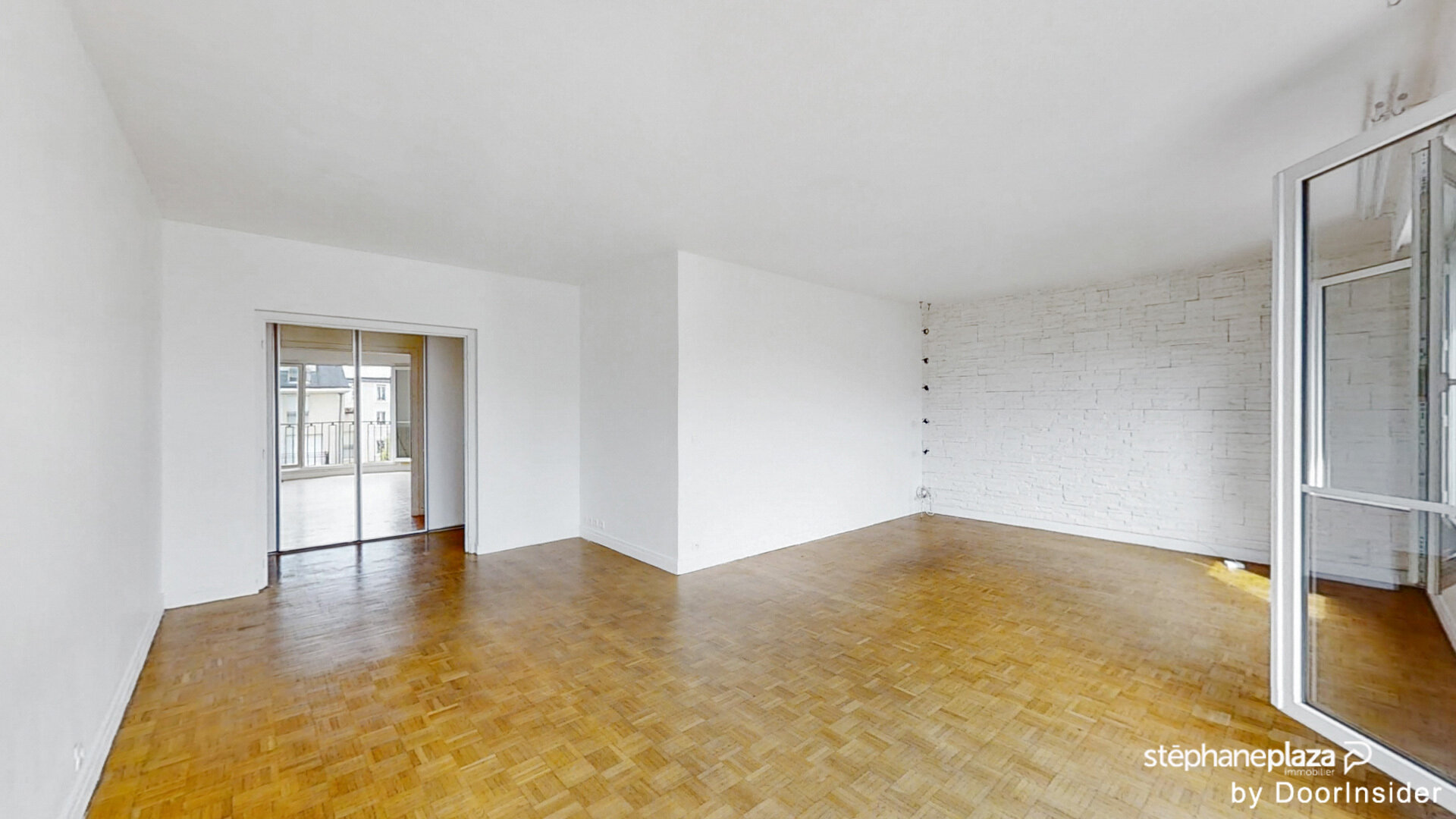 LA GARENNE - 3/4 ROOMS - PARKING - BALCONIES