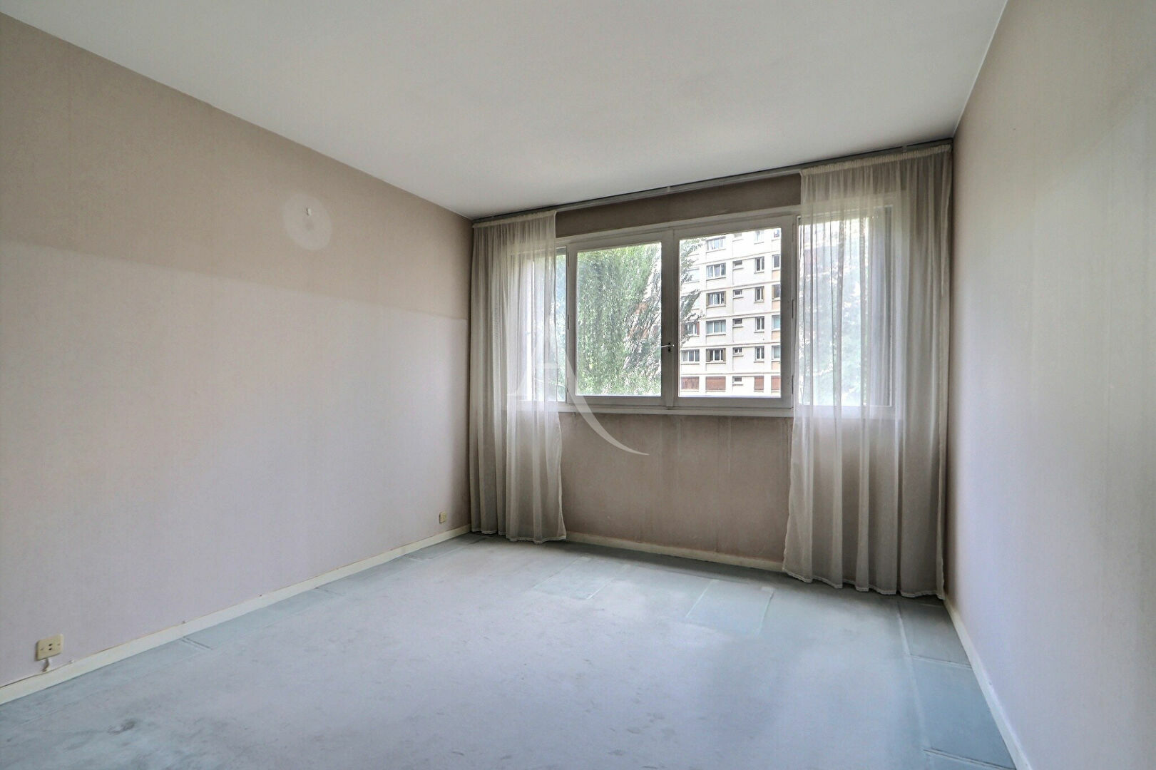 Aubervilliers apartment 4 rooms 78.17 sqm