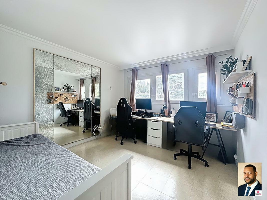 4-room apartment in Ivry Sur Seine, 90 sqm