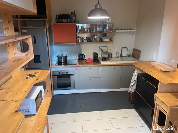 Appartement avec jardin, disponible de 1 à 3 mois jusqu'à novembre