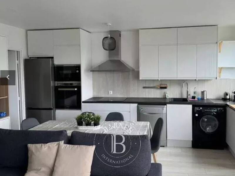 Apartment for rent of 45sqm in Courbevoie