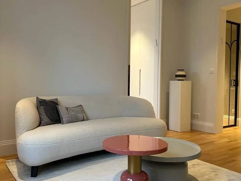 50sqm apartment for rent in PARIS 16