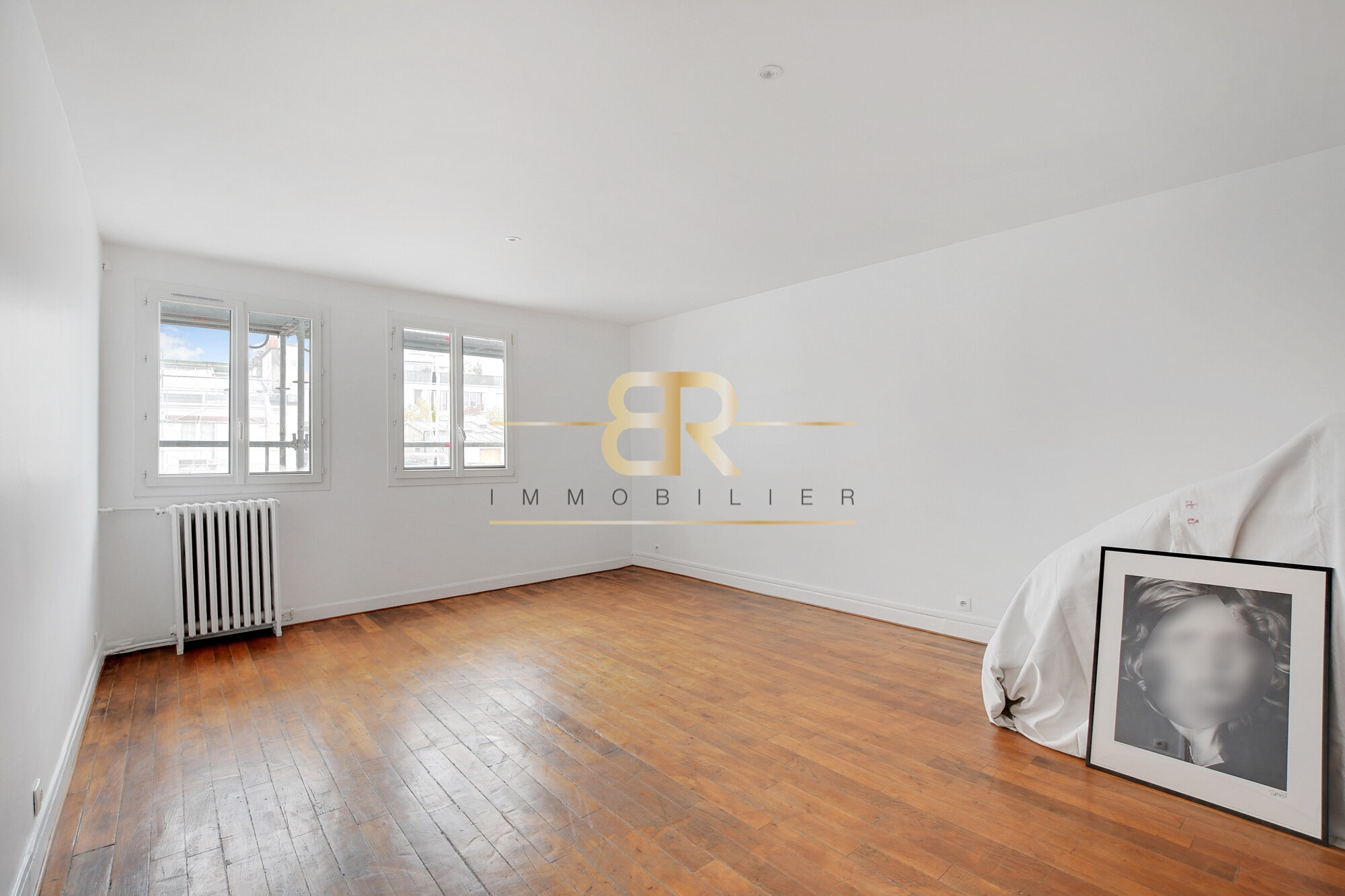 Renovated in 2022 / Quiet / Bright