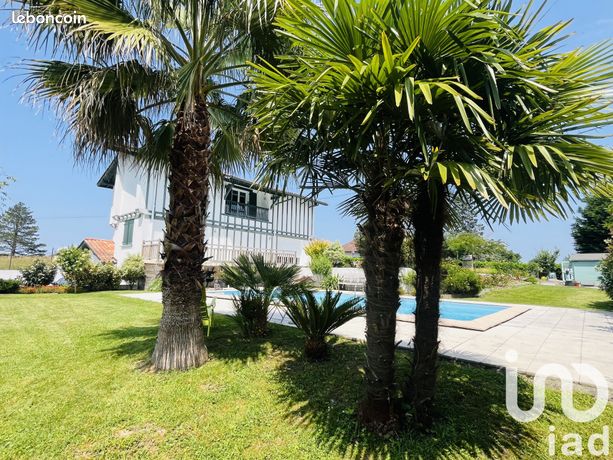 8-room villa 228 sqm