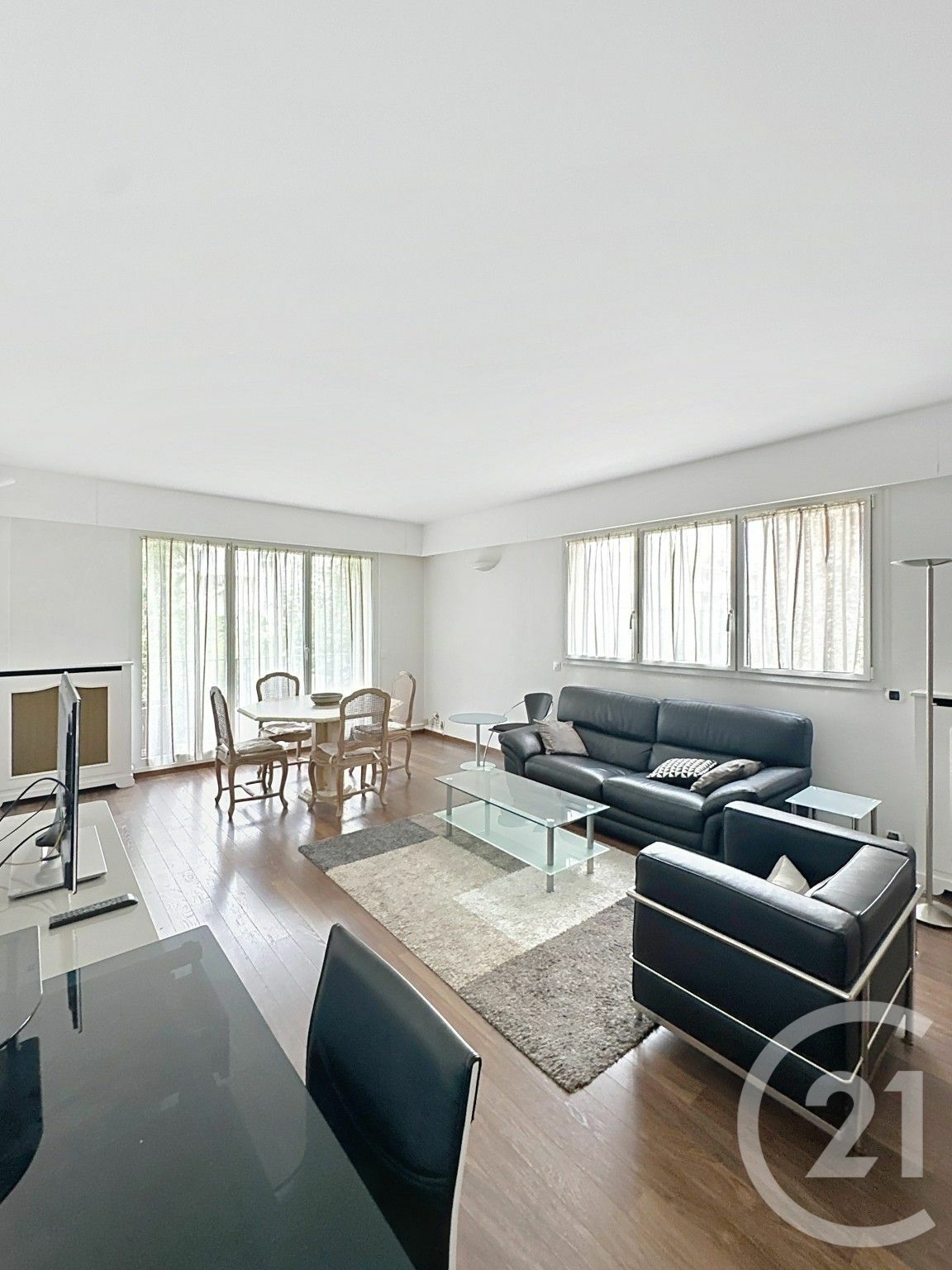 63 sqm apartment for rent in Neuilly-sur-Seine