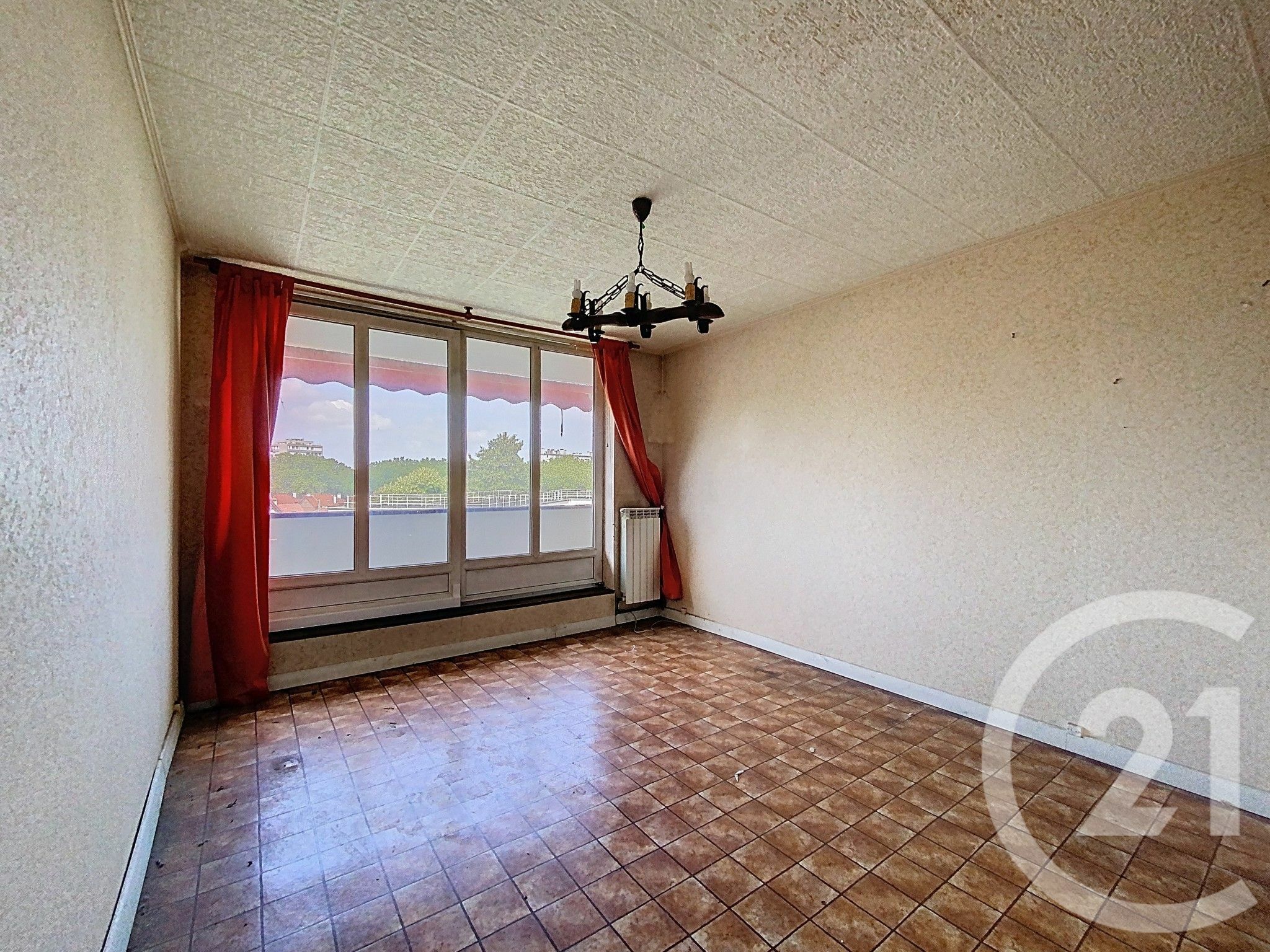 Apartment for sale in Villejuif, 60 sqm.