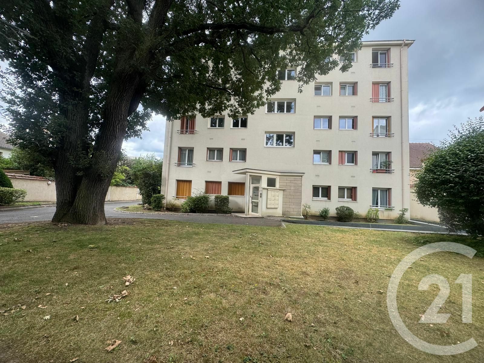 Appartement 74 m² 3/4 pièces Saint Maur des Fosses Le Parc