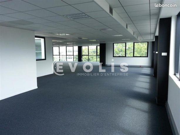 Office for sale in CHELLES