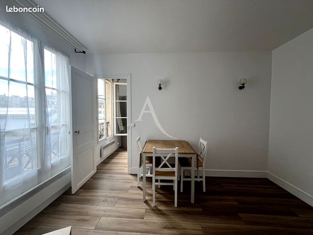 T2 34 m² lumineux au 5ème étage Paris 18 idéalement situé