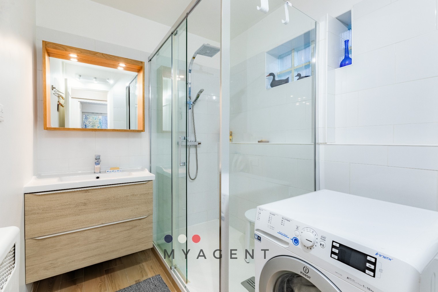 Sale of a 52 sqm apartment in PARIS 16.