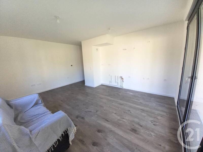 Location appartement de 74m2 à VERNEUIL SUR SEINE