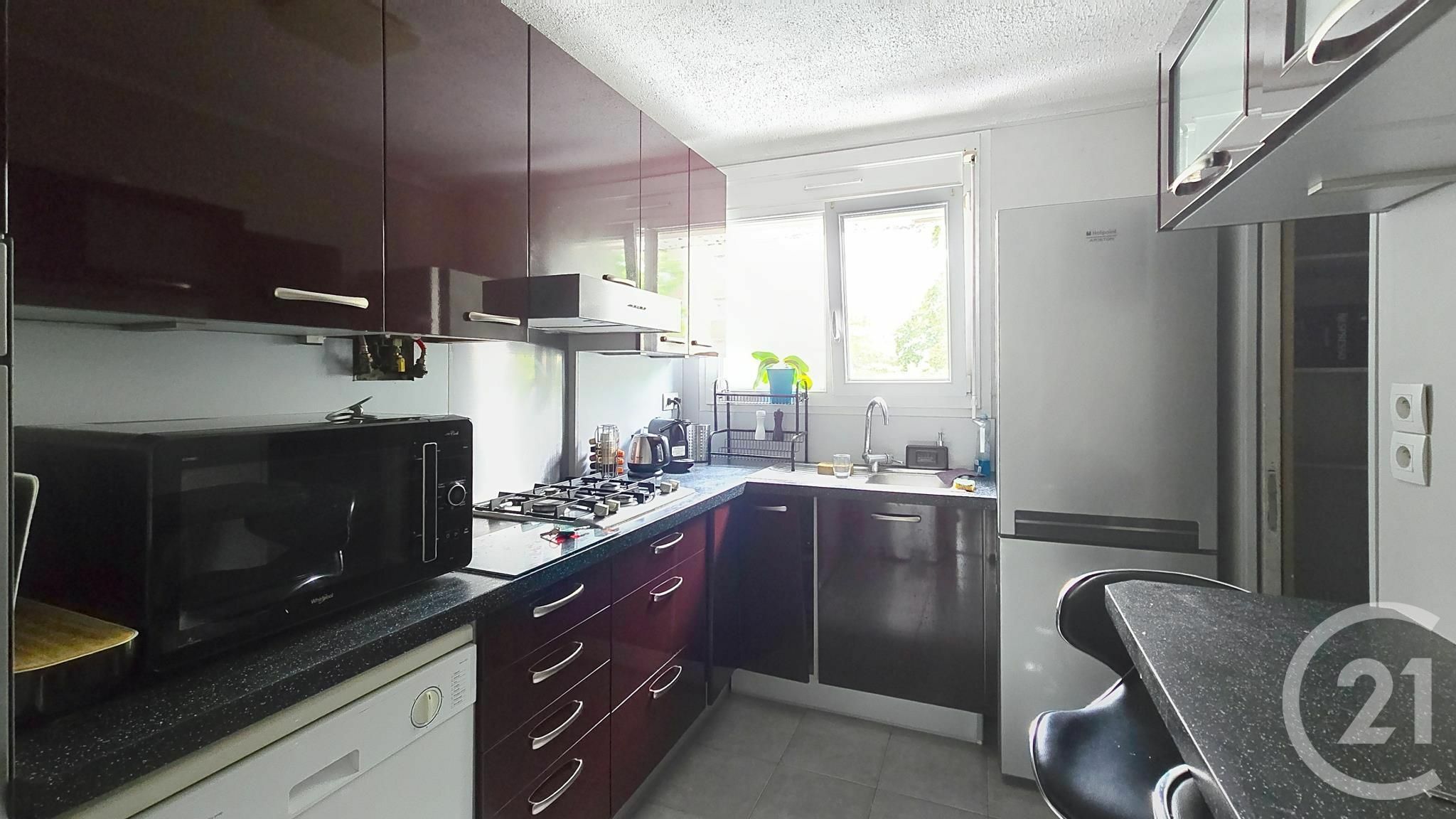 Apartment for rent of 85 sqm in HOUILLES