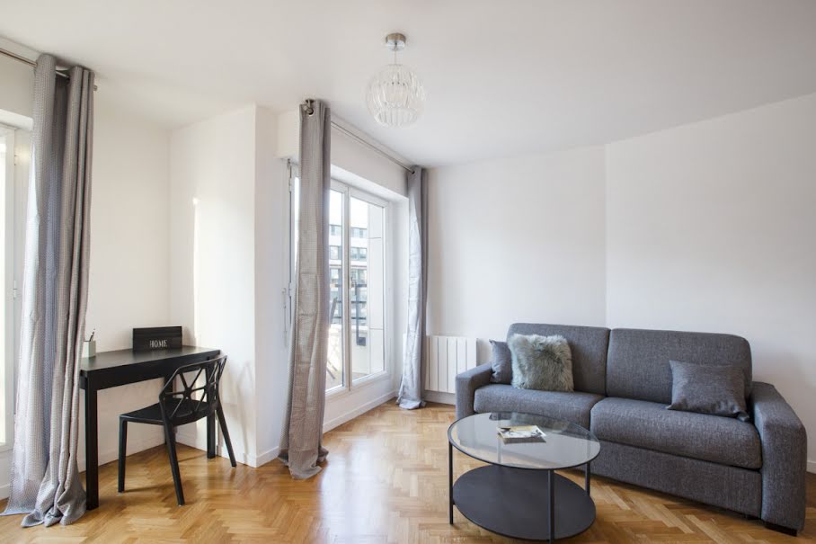 Furnished rental, 1-bedroom apartment, 43 sqm