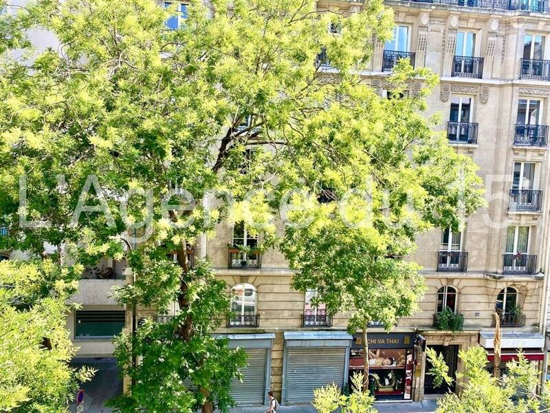 Appartamento in affitto di 78 mq a PARIGI 15