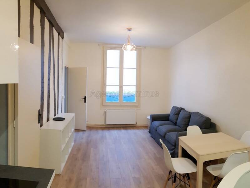 T2 33m² meublé 1er étage PARIS 3 proche commodités