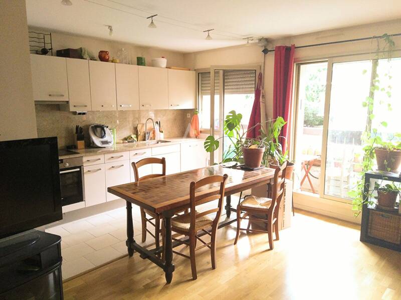 Location appartement de 50m2 à PARIS 10