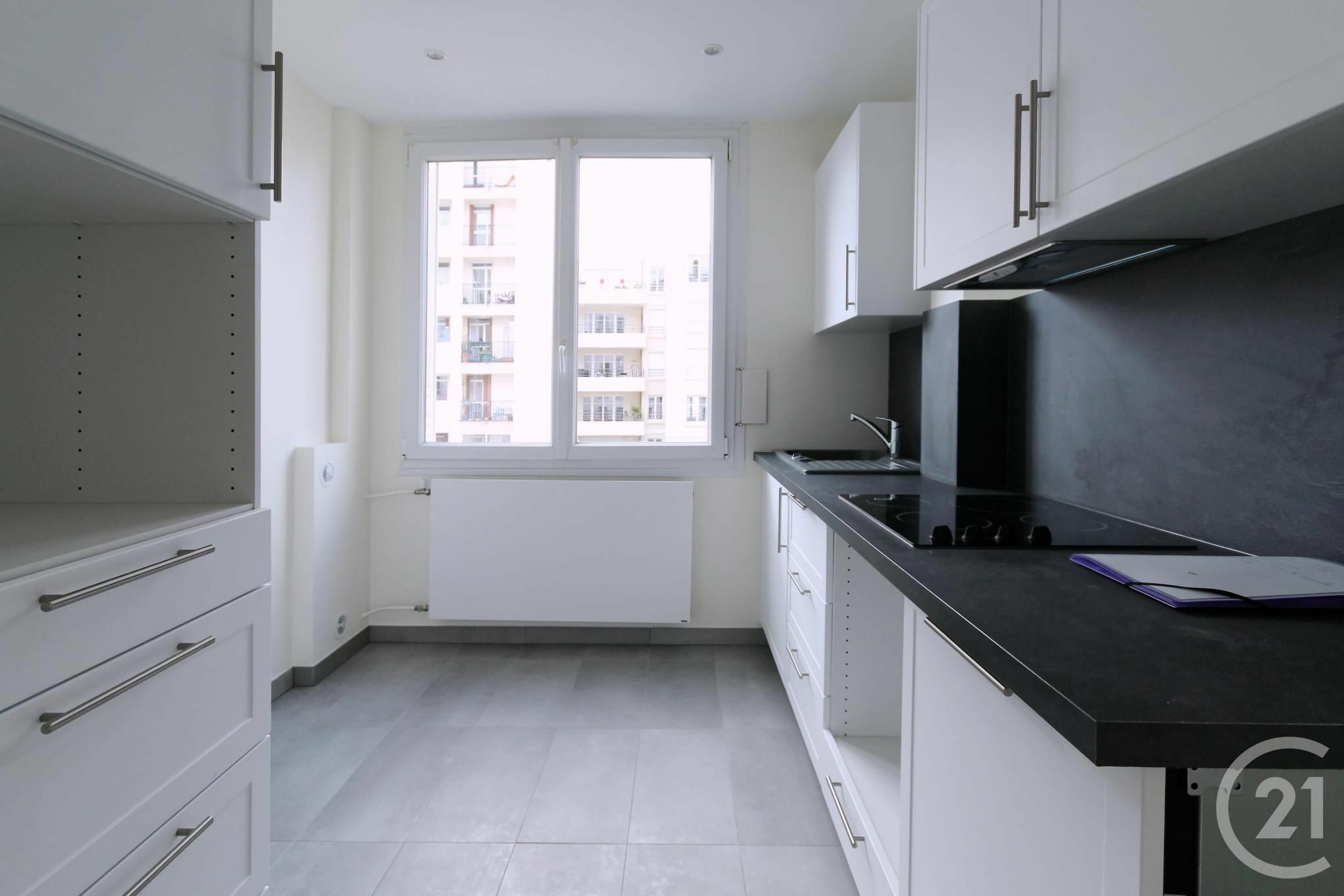 Location appartement de 61m2 à COURBEVOIE