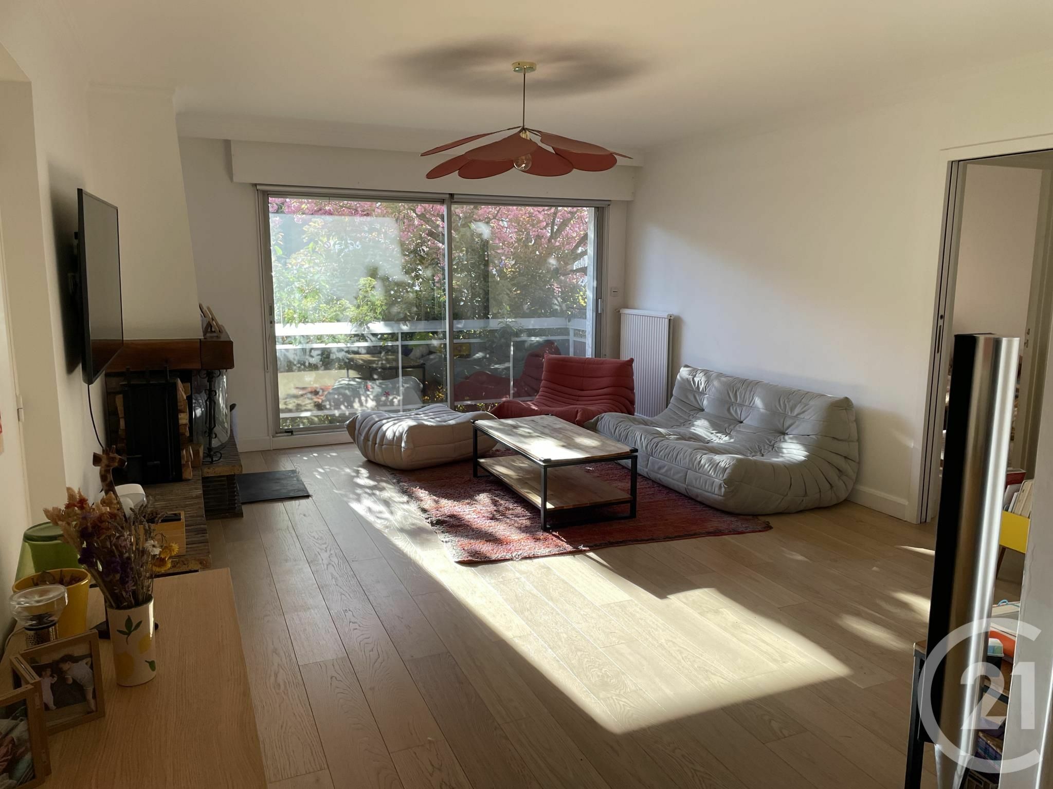 Sale apartment of 126 sqm in MONTREUIL
