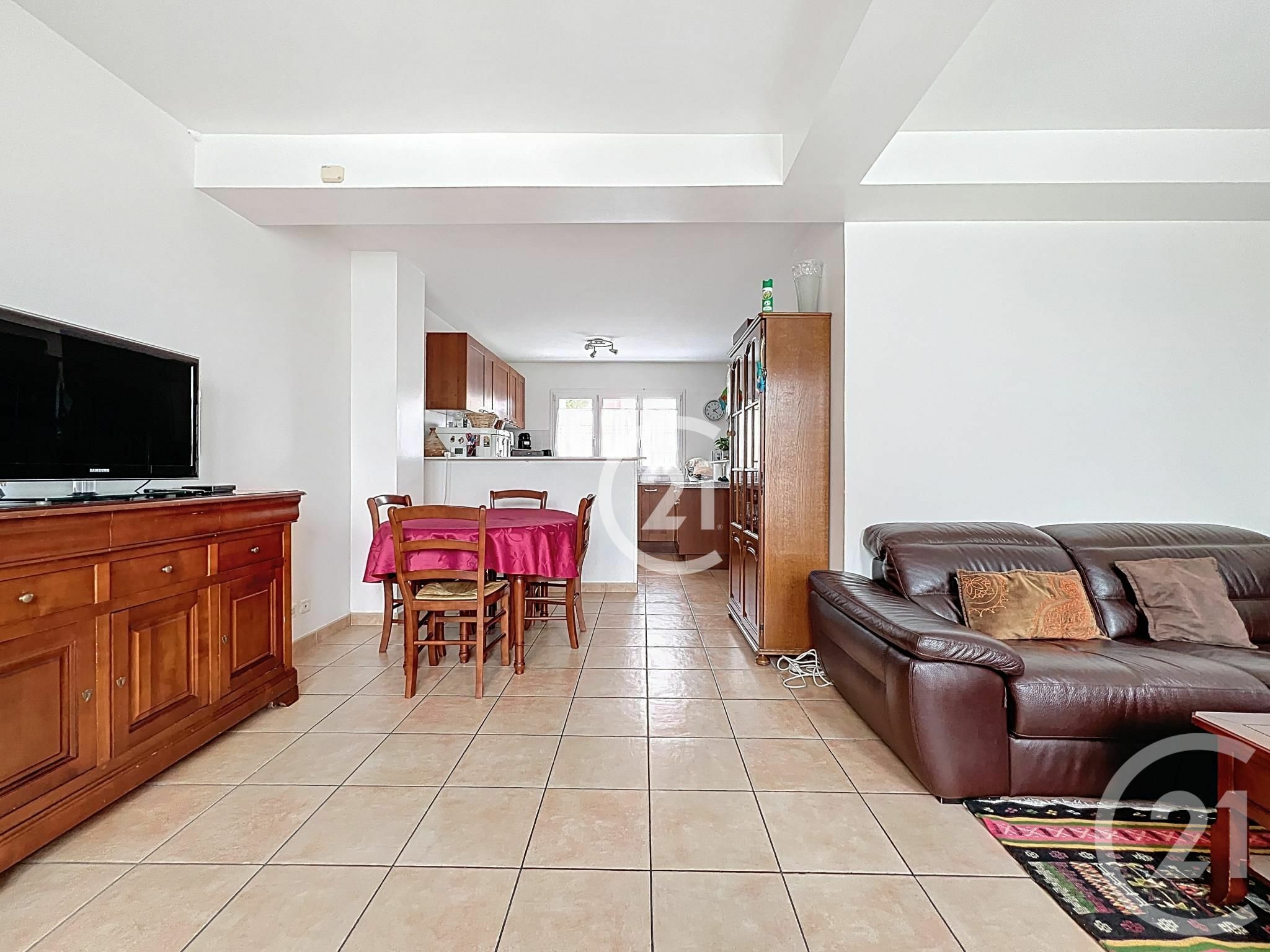 For sale: 115 sqm house in MONTREUIL.
