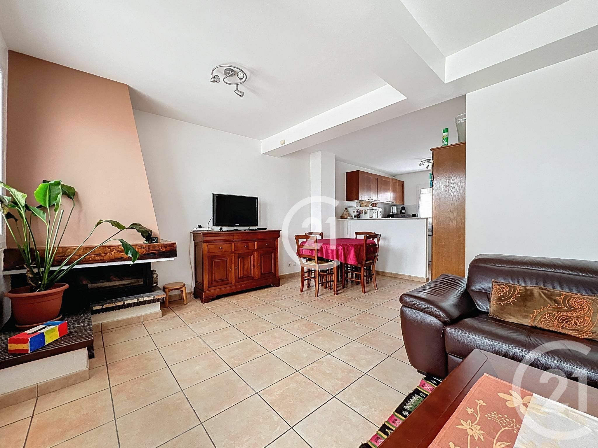 For sale: 115 sqm house in MONTREUIL.