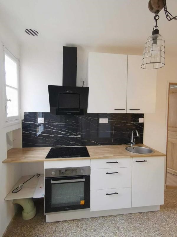 Apartment for rent, 53 sqm in Courbevoie.