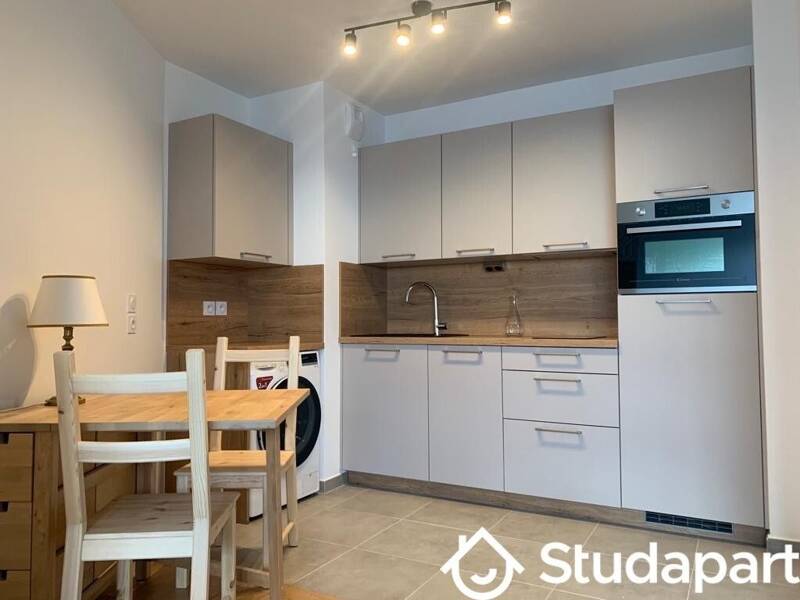 Apartment rental of 30sqm in CLICHY