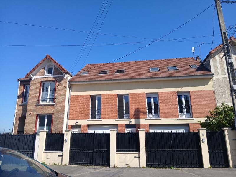 80 sqm house for rent in Colombes