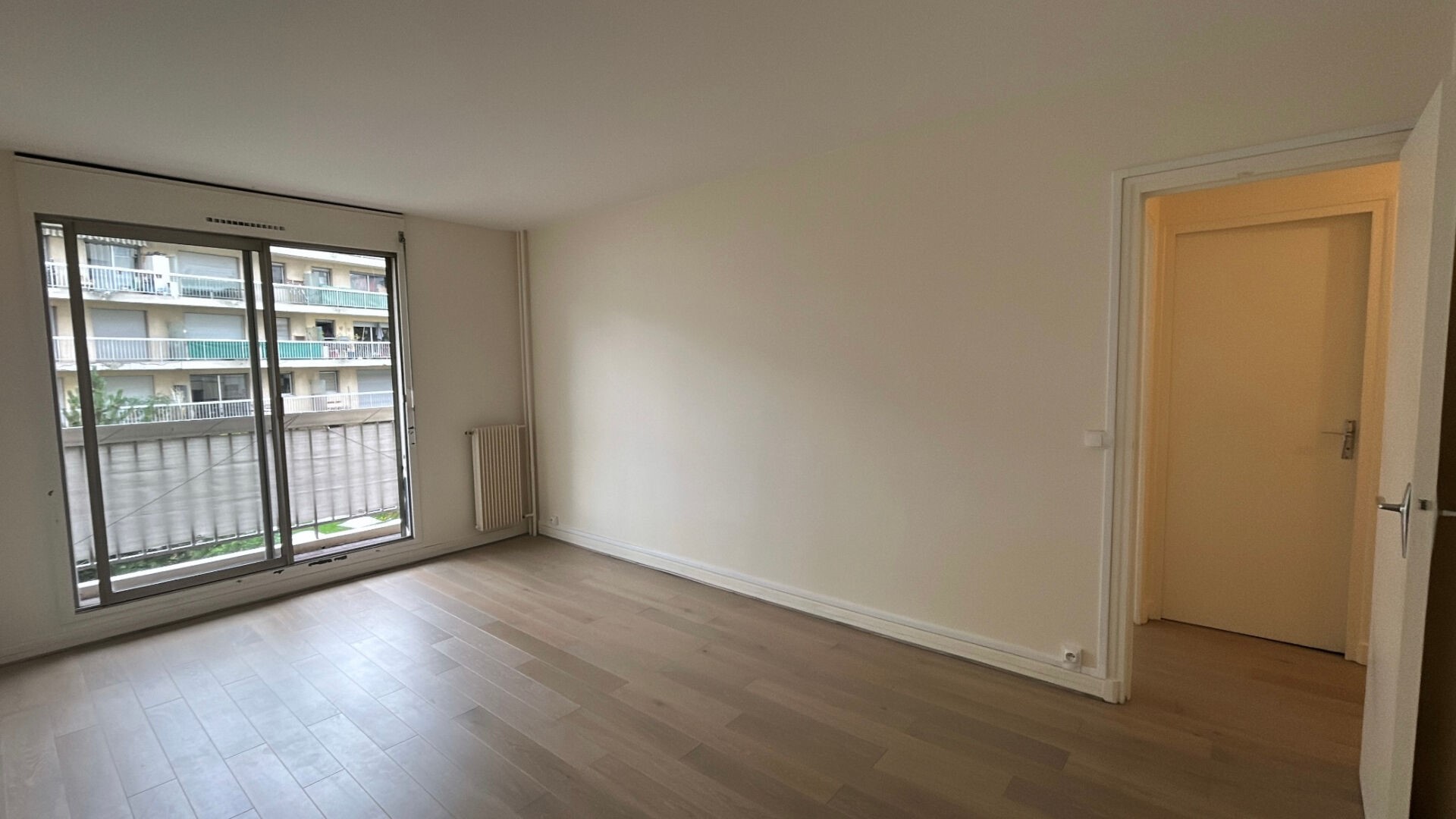 77sqm Apartment with Balcony in Paris 15, near Porte de Vanves Metro