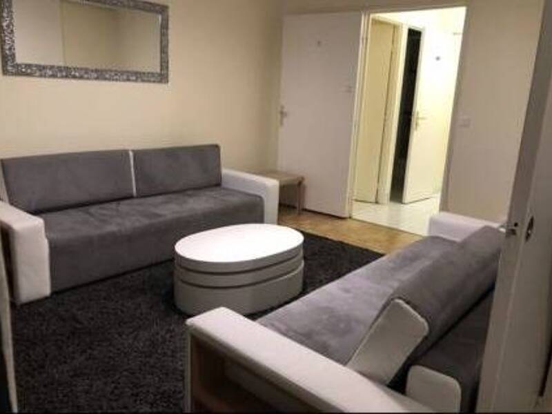 57 sqm apartment for rent in Courbevoie