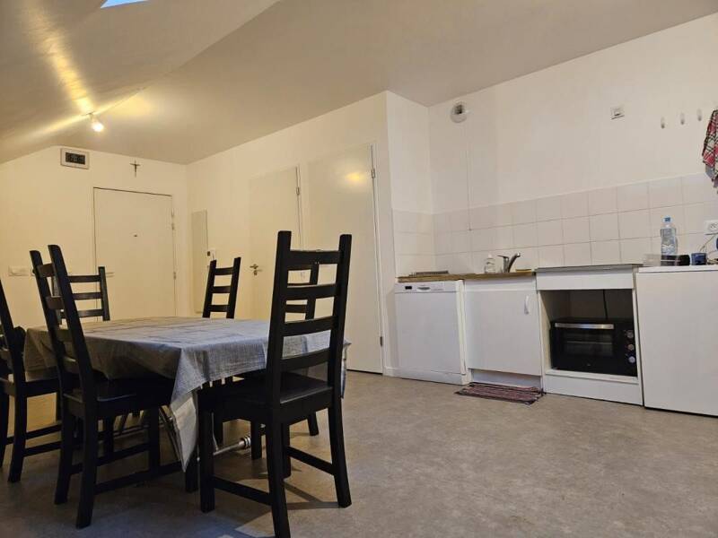 Apartment for rent of 96 sqm in MELUN