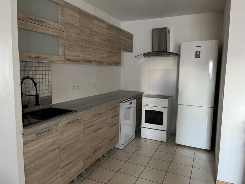 Apartment for rent of 49sqm in NANTERRE