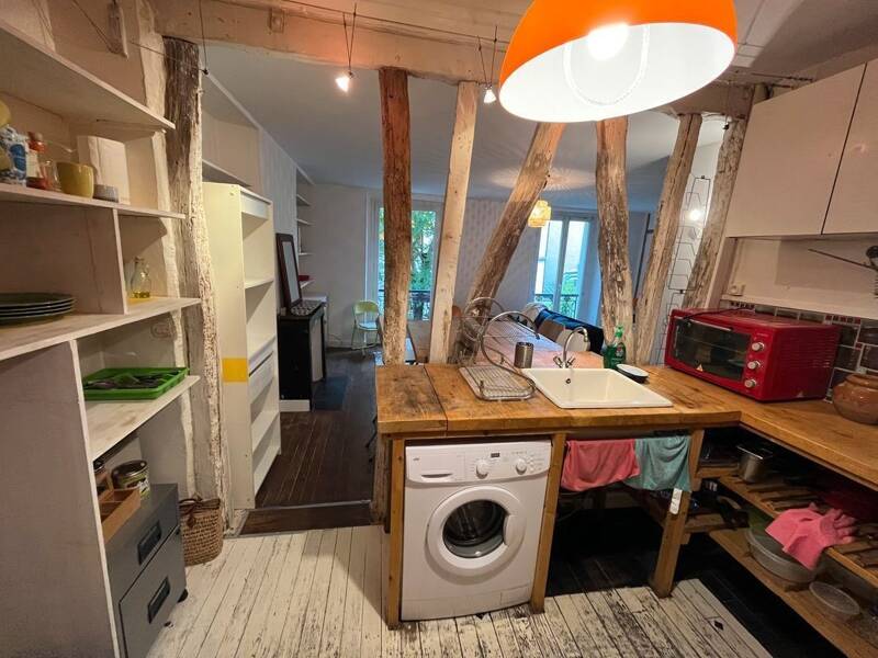 35 sqm apartment for rent in PARIS 18